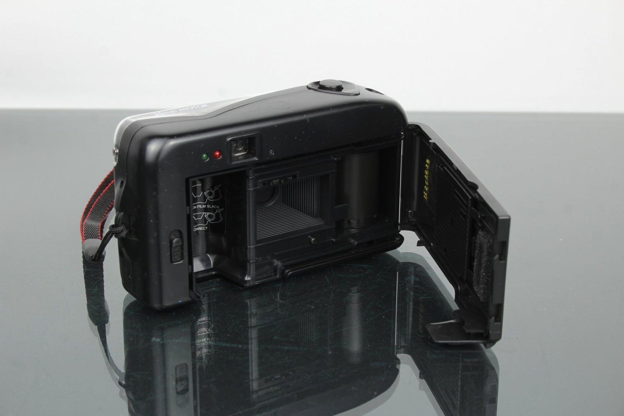 Canon Novacam 1 - Dutch|Thrift