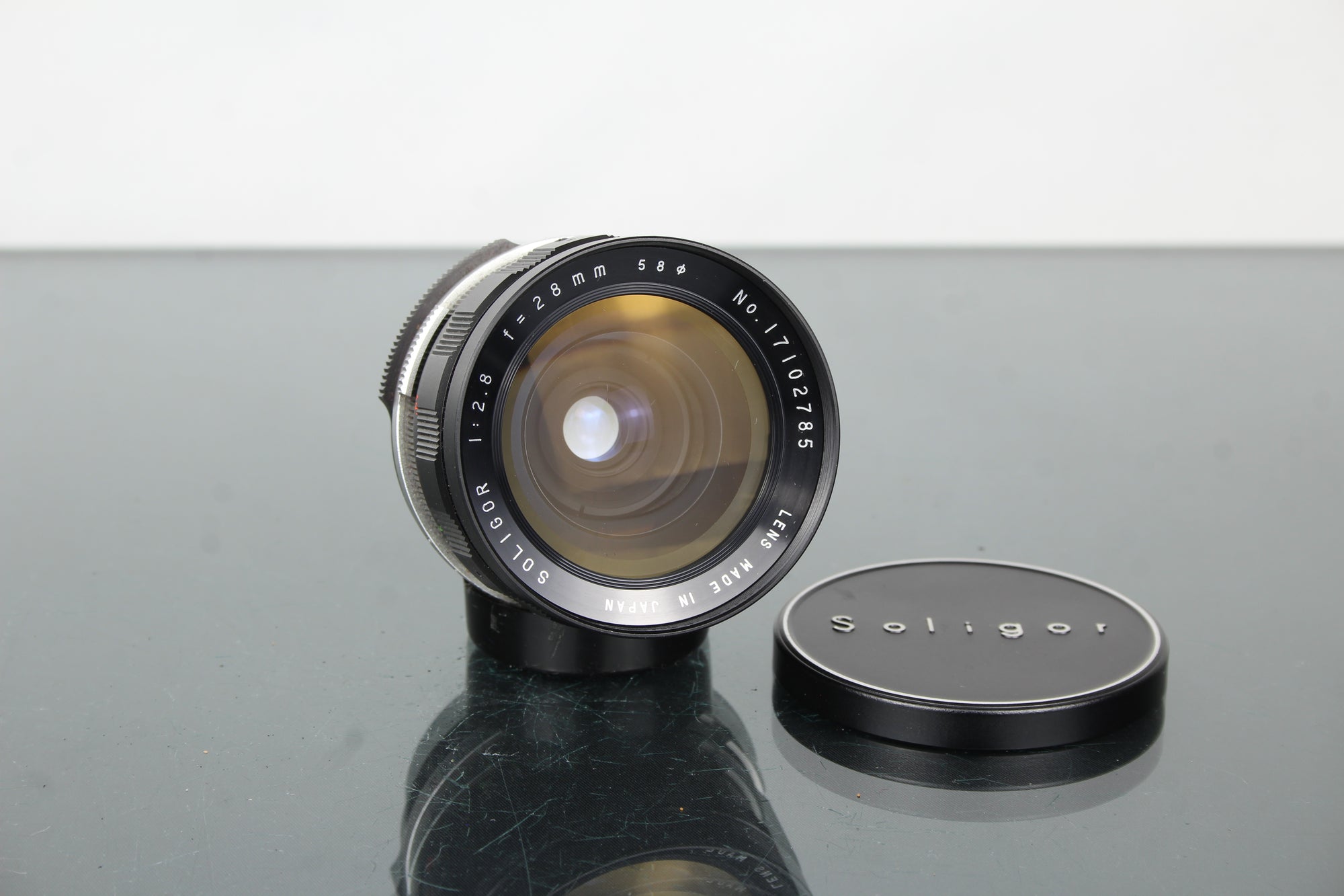 Soligor 1:2.8 f=28mm M42 Montaż
