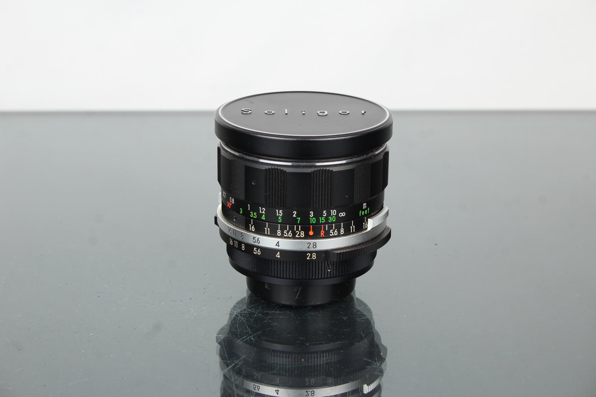 Soligor 1:2.8 f=28mm M42 Montaż