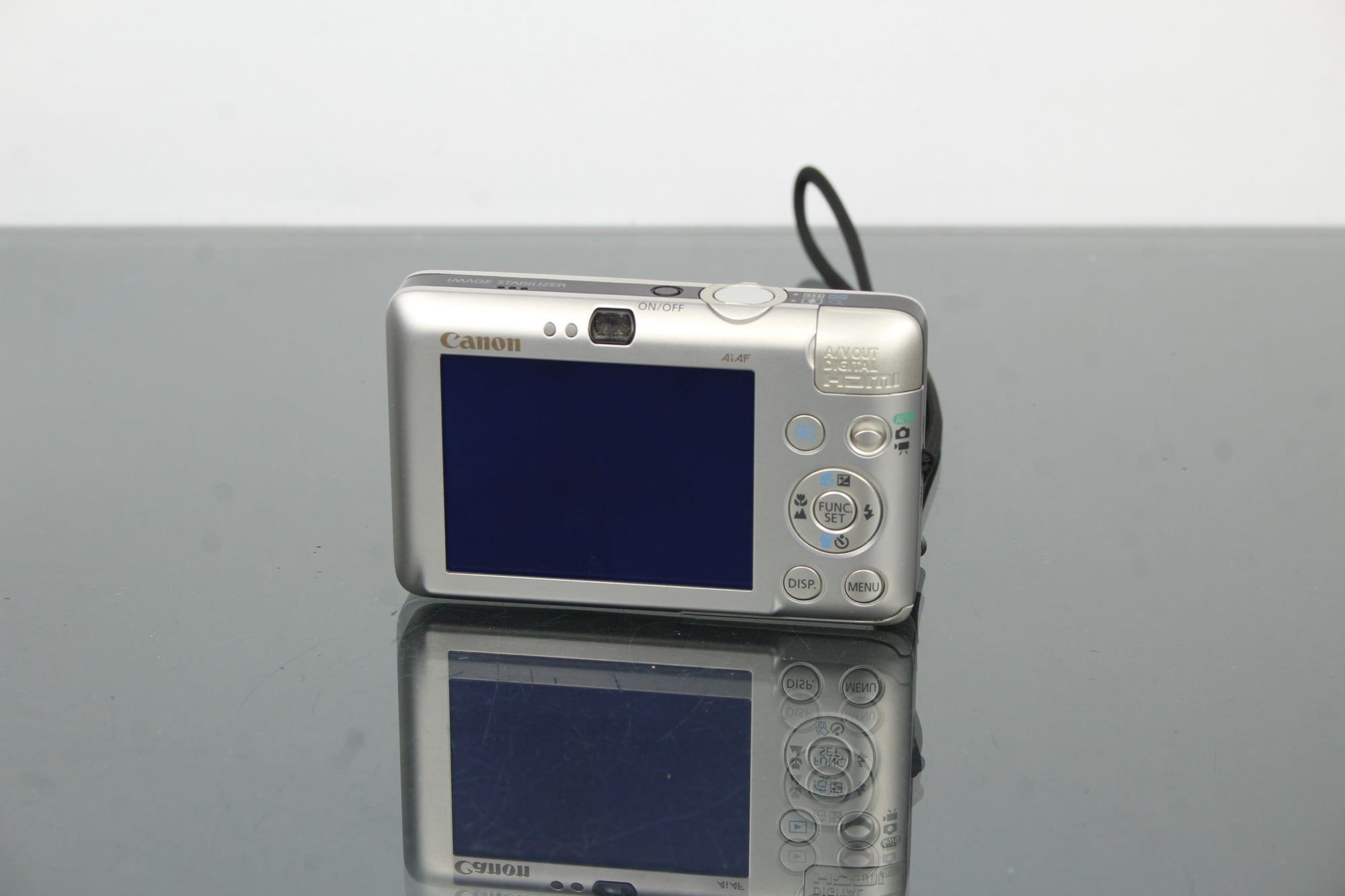 Canon IXUS 100 to
