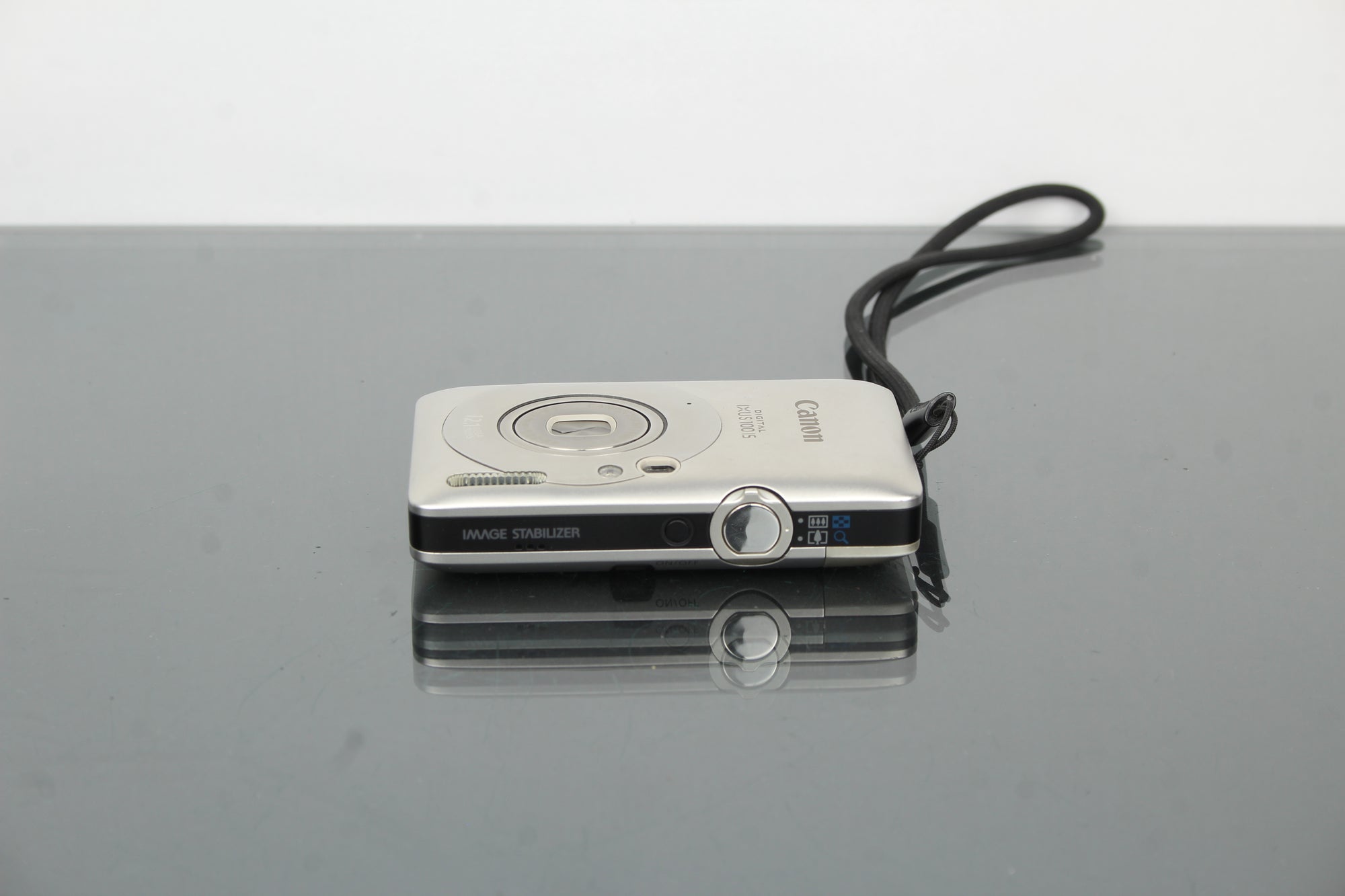Canon IXUS 100 to