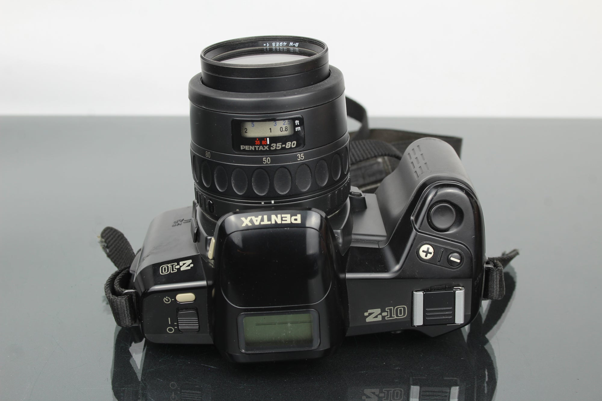 Pentax Z-10 + obiektyw 1:4-5.6 35-80mm