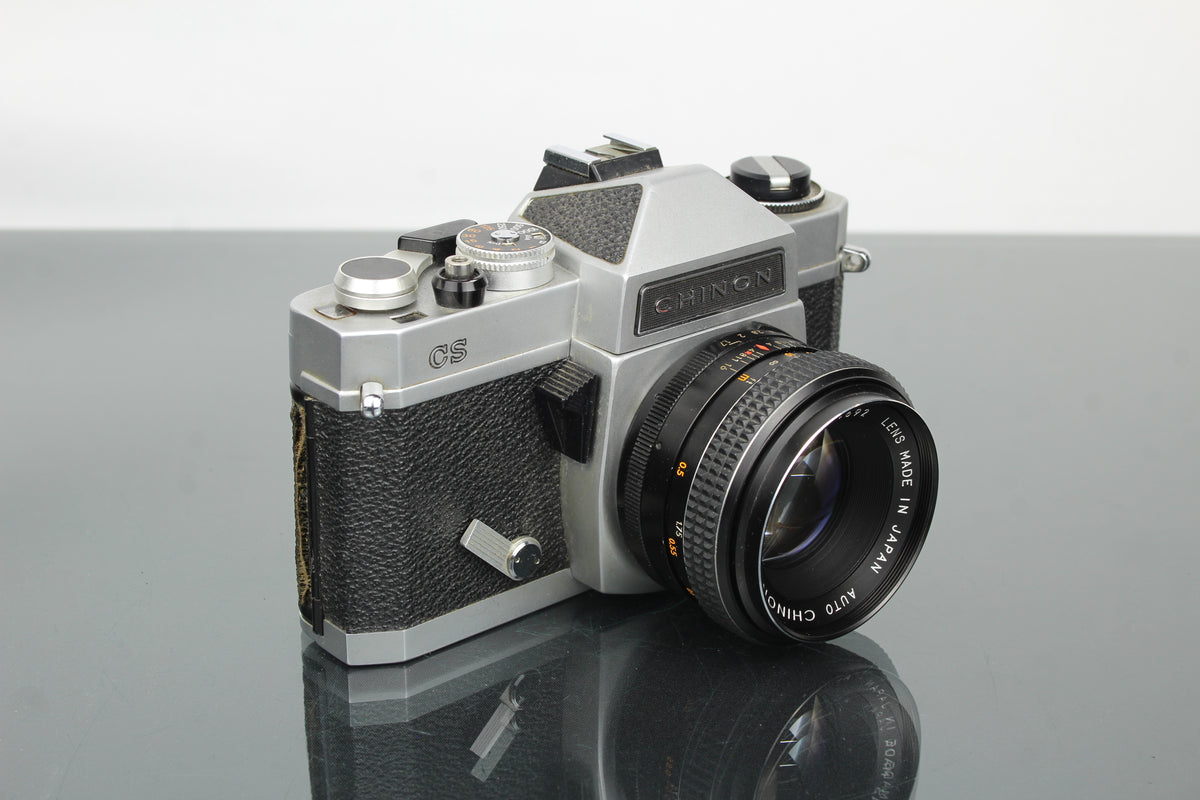 Chinon CS + 55mm 1.7 Chinon lens