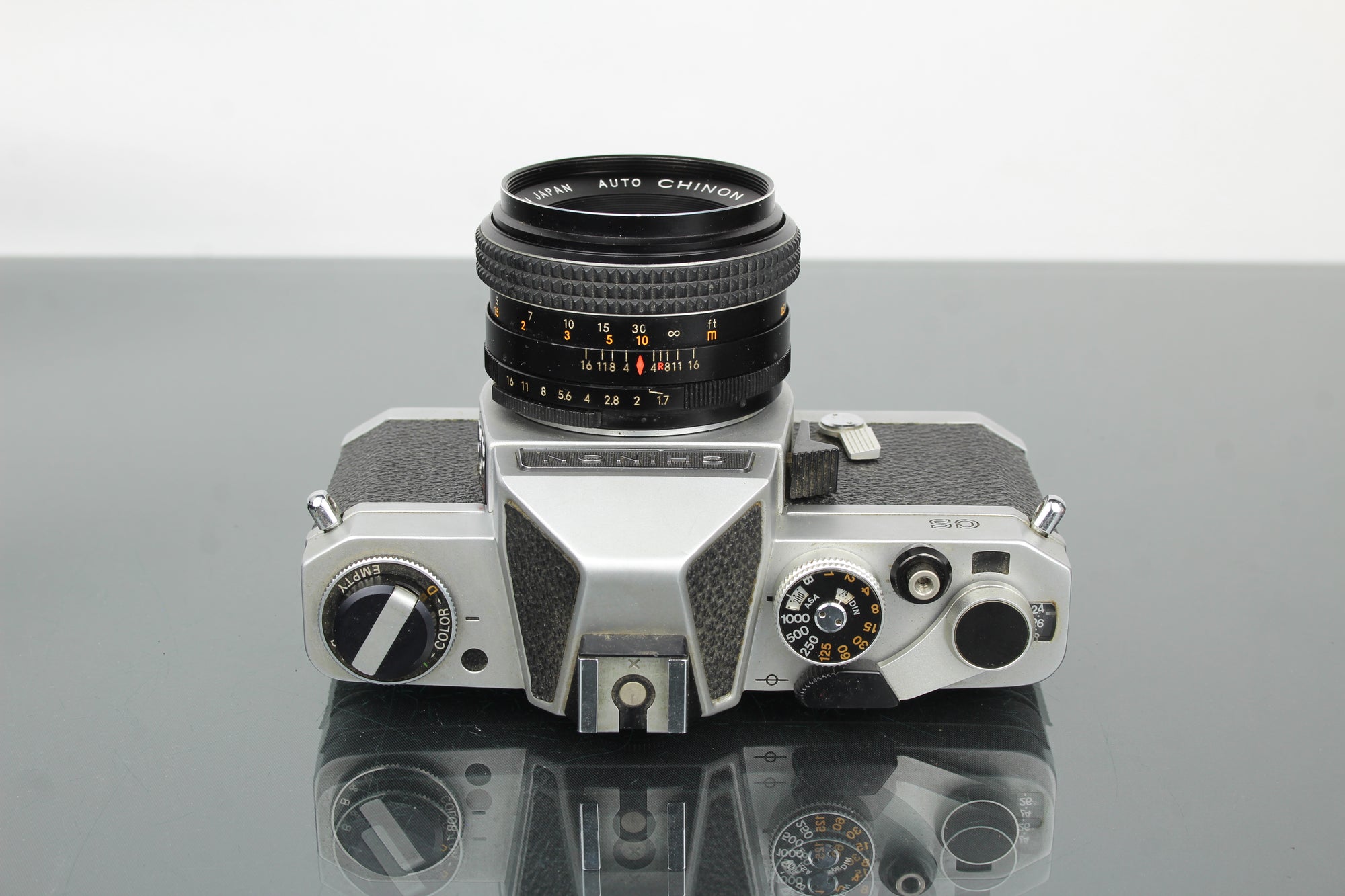 Chinon CS + 55mm 1.7 Chinon lens