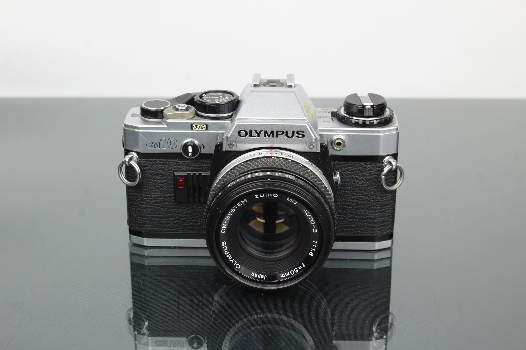 Olympus OM10 + obiektyw Olympus 1:1.8 50mm
