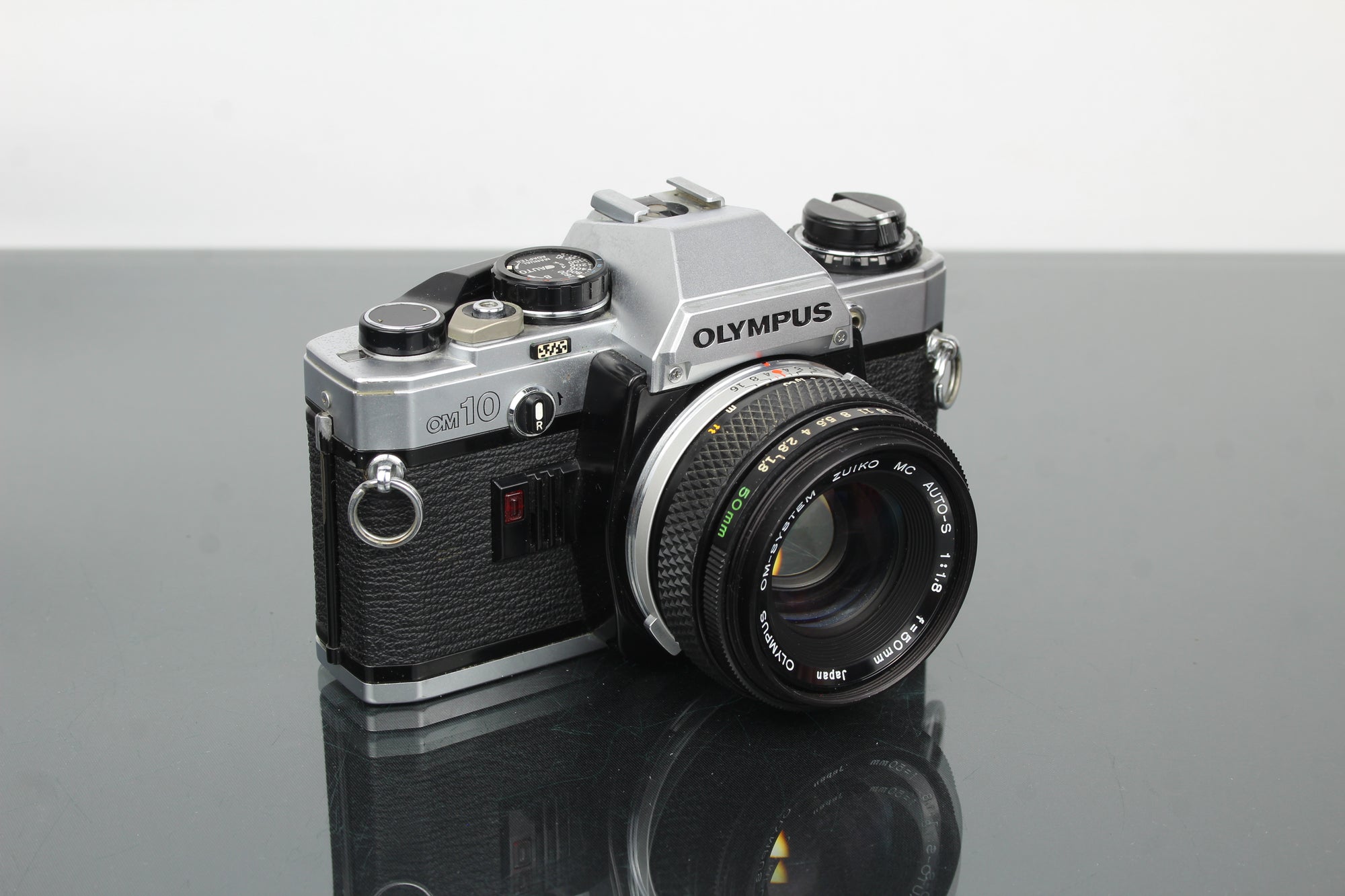 Olympus OM10 + obiektyw Olympus 1:1.8 50mm