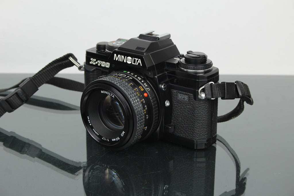 Minolta X-700 + obiektyw MD 50mm 1:1.7