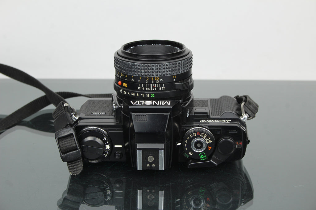 Minolta X-700 + obiektyw MD 50mm 1:1.7