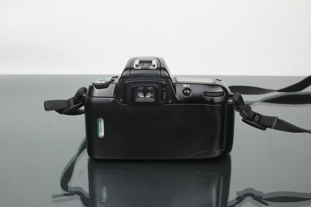 Nikon F60 + obiektyw AF Nikkor 28-80mm 1:3.5-5.6 D