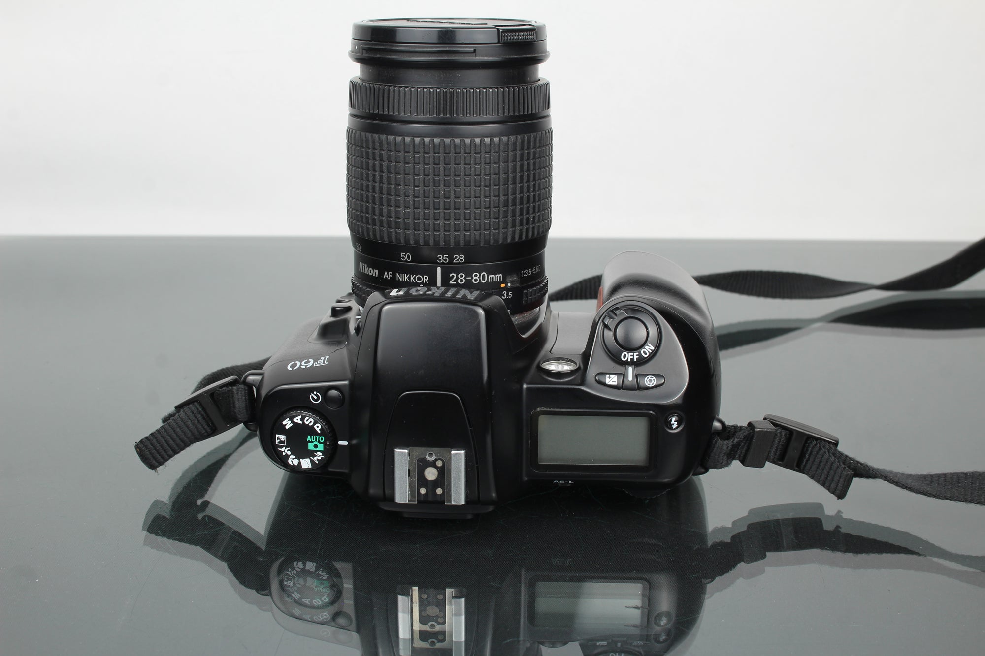 Nikon F60 + obiektyw AF Nikkor 28-80mm 1:3.5-5.6 D