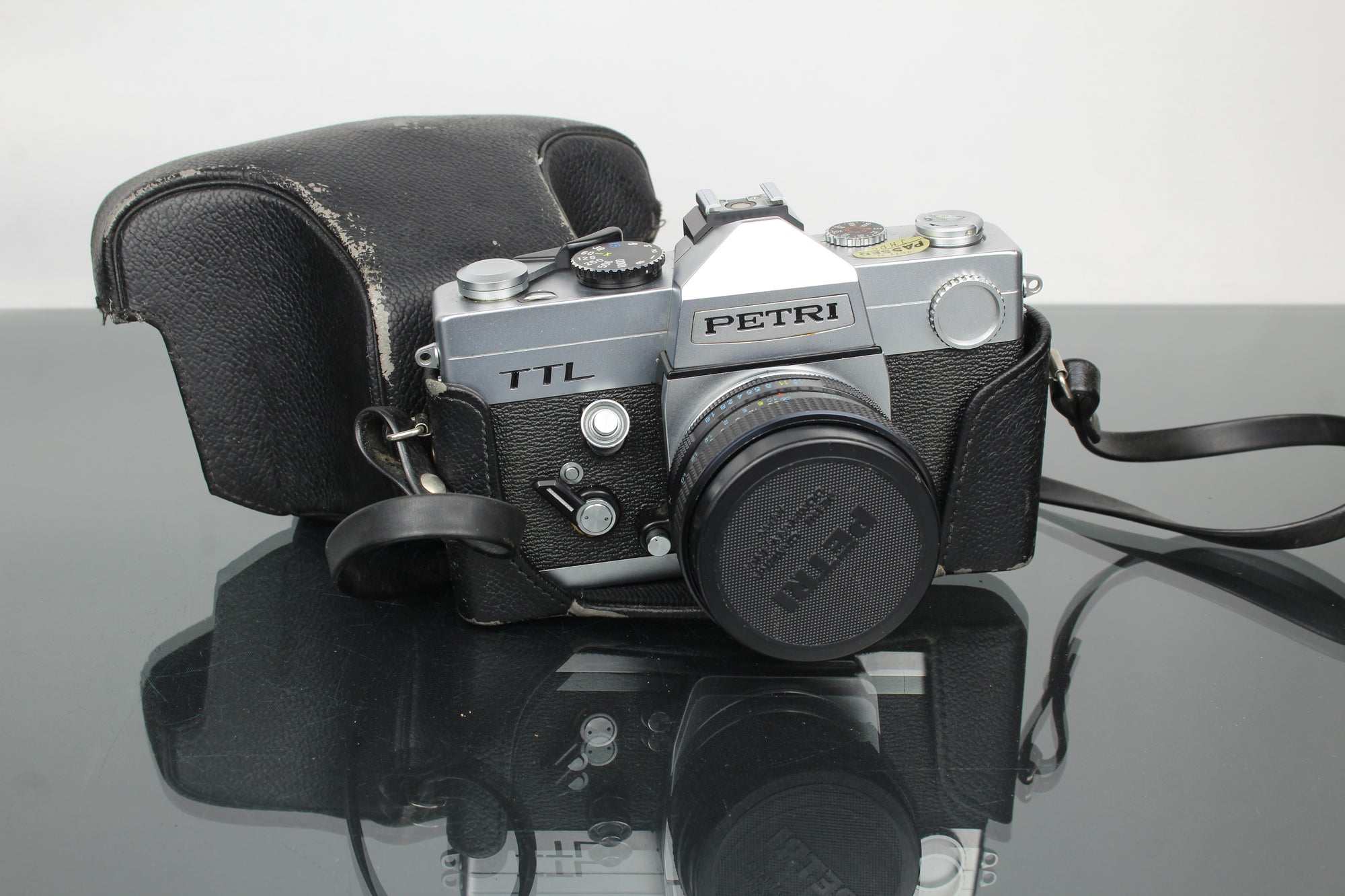 Petri TTL + 55mm 1.8 obiektyw Petri