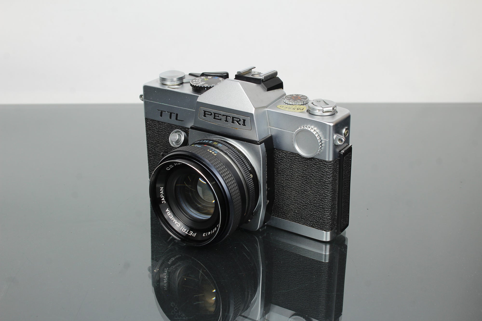 Petri TTL + 55mm 1.8 obiektyw Petri