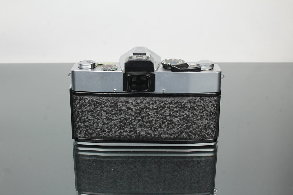 Petri TTL + 55mm 1.8 obiektyw Petri