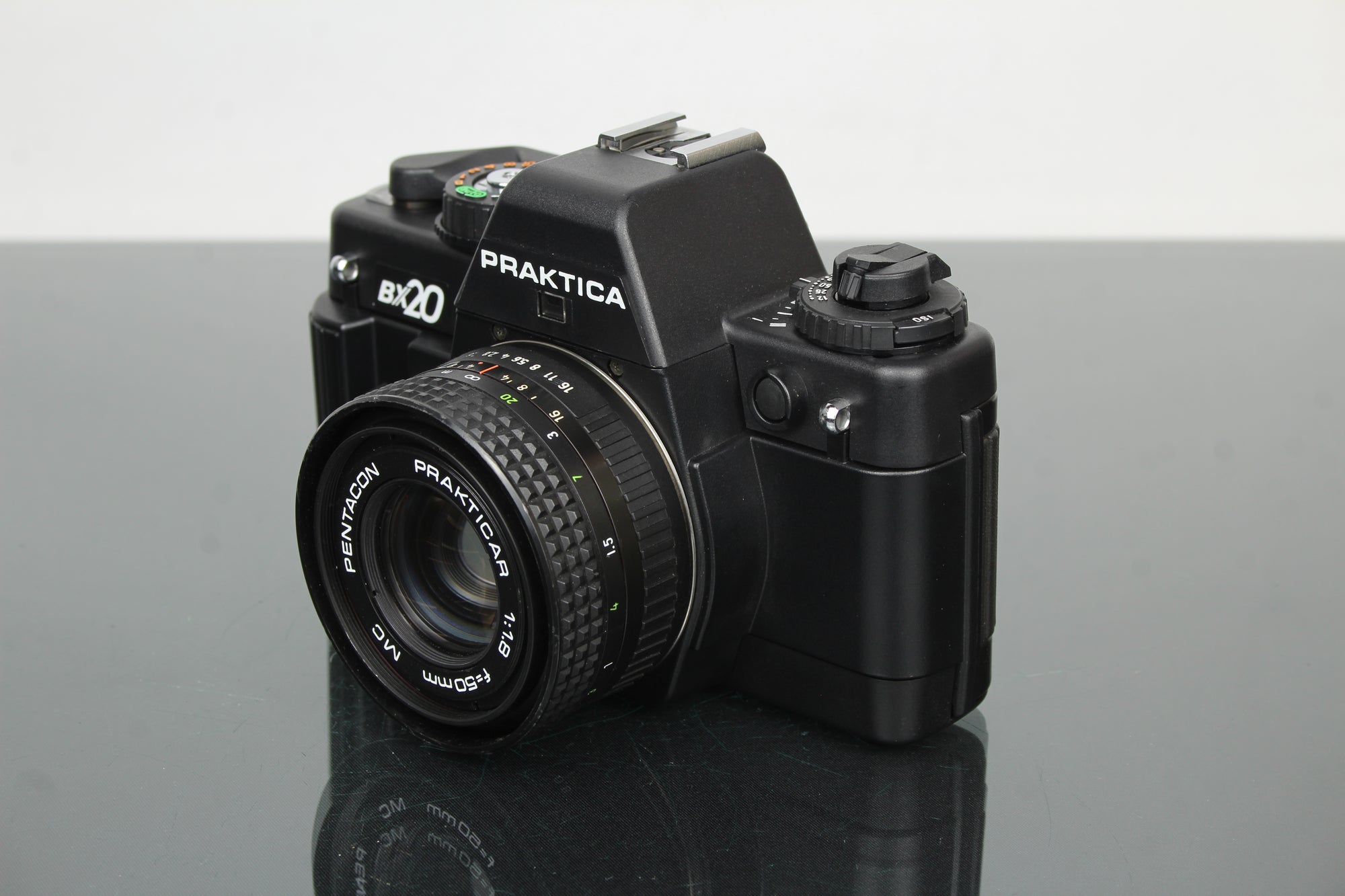 Practica BX20 + Pentacon <tc>Praktica</tc> obiektyw 50mm 1.8