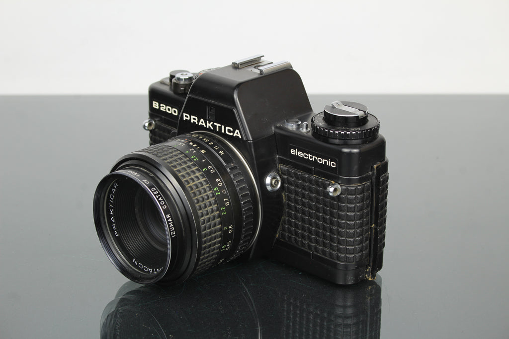 <tc>Praktica</tc> B200 elektroniczny +  <tc>Praktica</tc>obiektyw 50mm 1.8