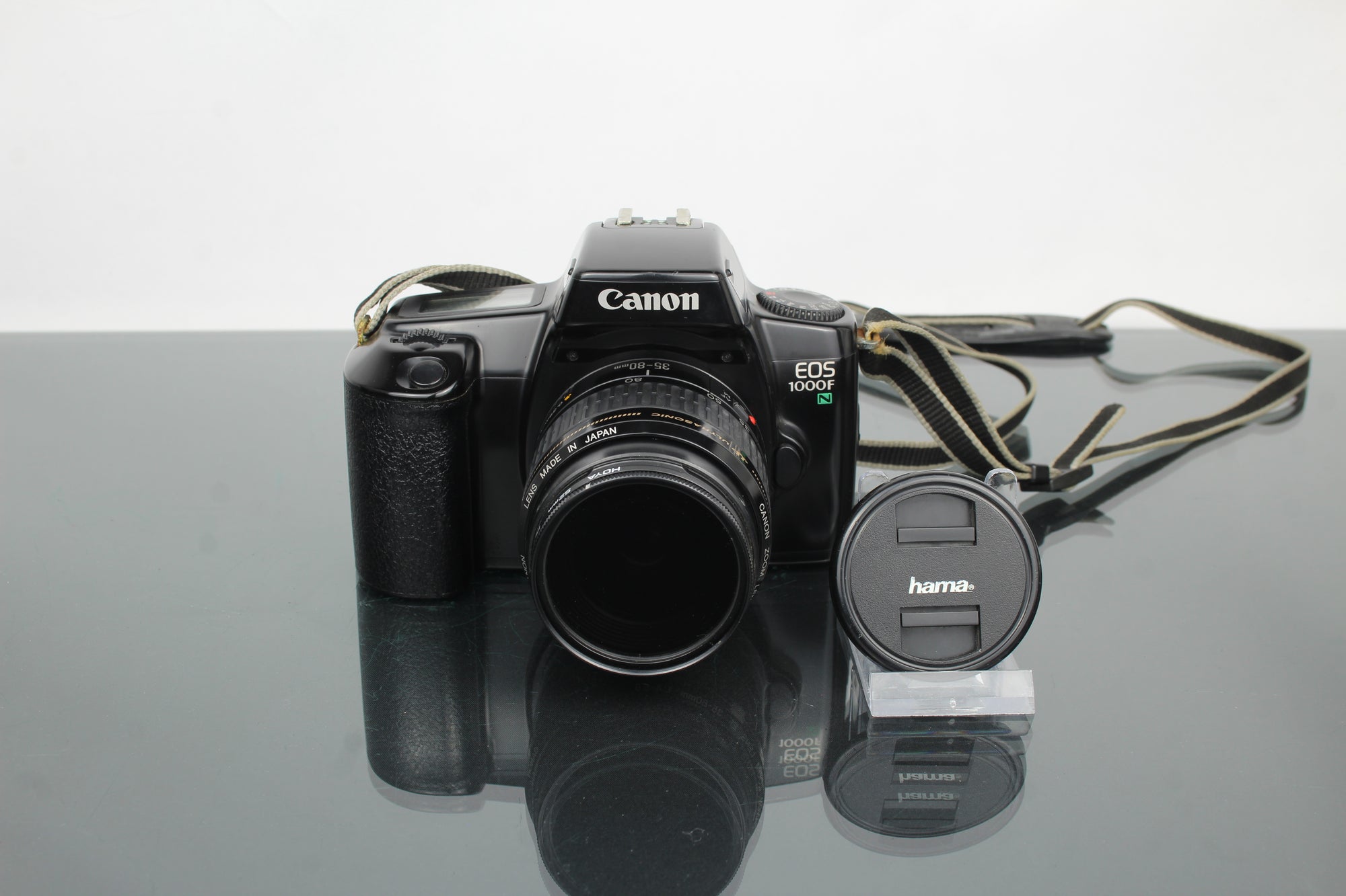 Canon EOS 1000f + obiektyw 35-80mm 1:4-5.6