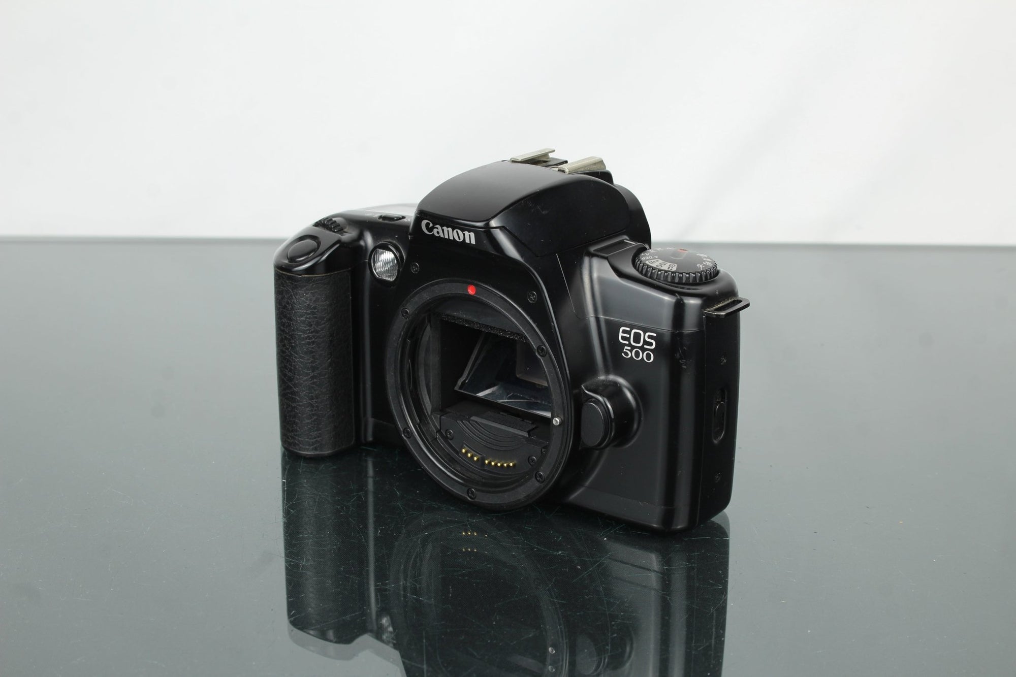 Canon EOS 500 - Dutch|Thrift