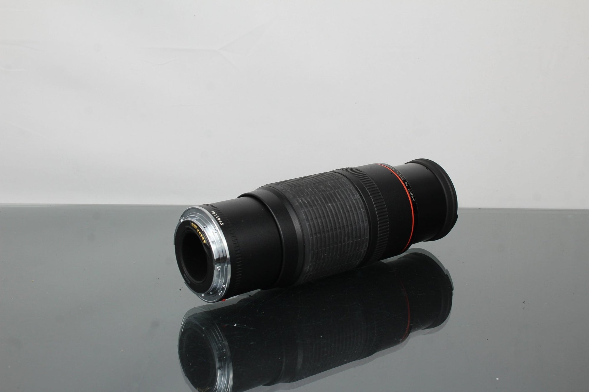 Canon Zoom Lens EF 100 - 300mm 1:5.6 L + EF mount - Dutch|Thrift
