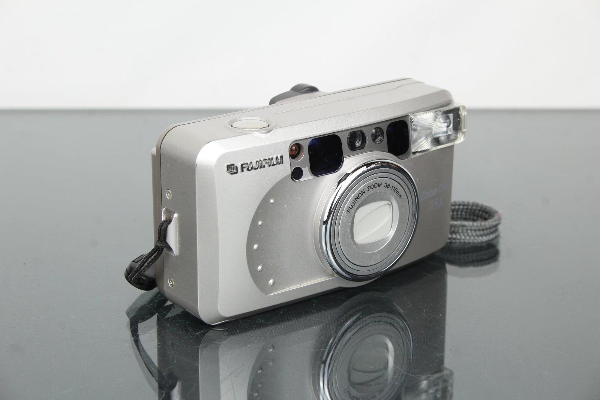 Fujifilm ZoomDate 115s - Dutch|Thrift