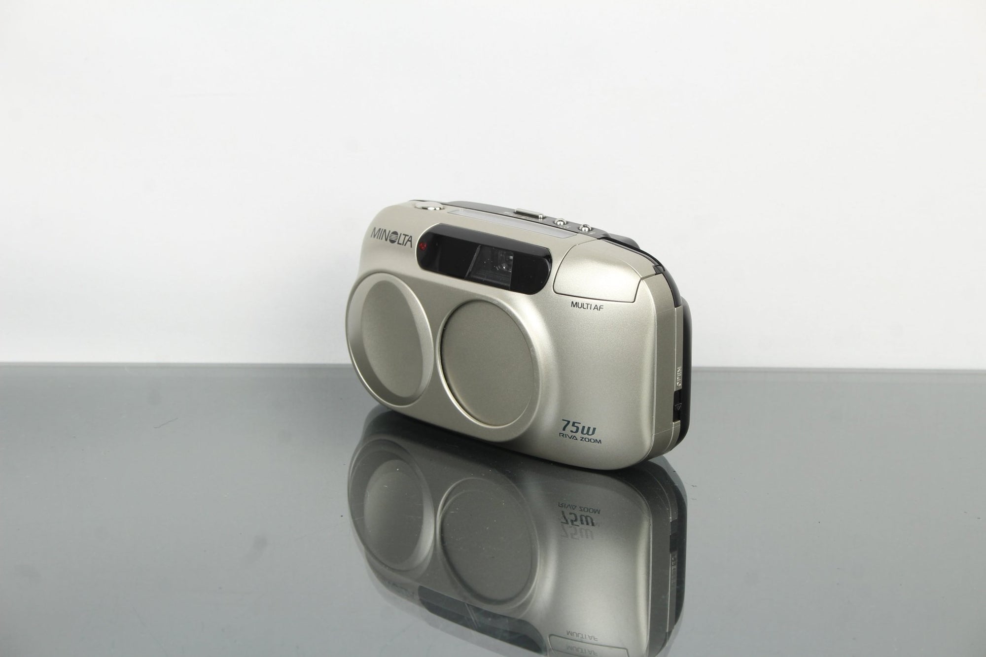 Minolta 75W - Dutch|Thrift