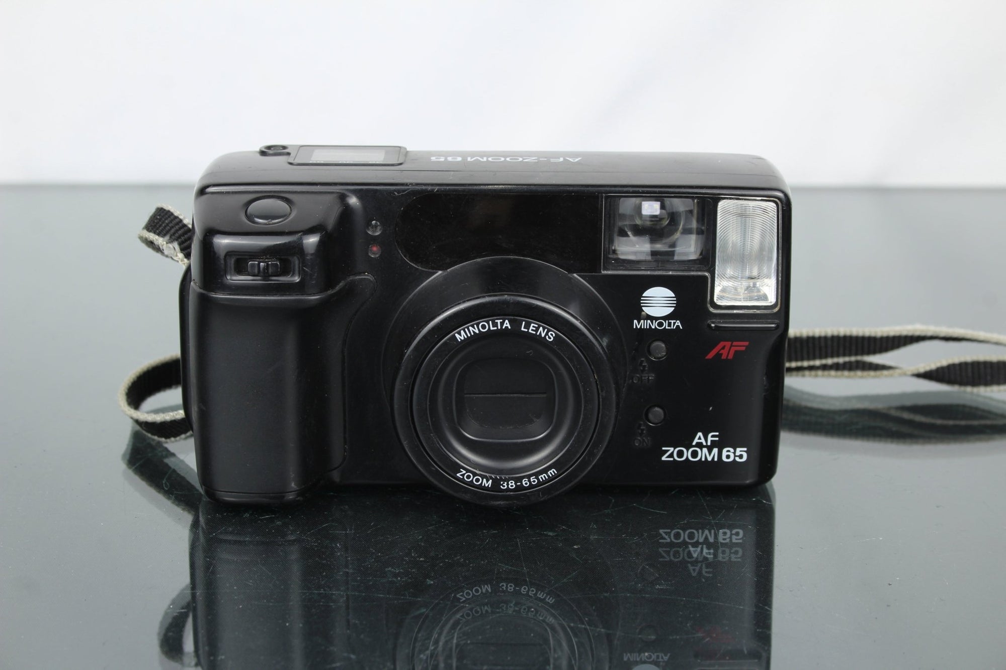 Minolta AF - zoom 65 - Dutch|Thrift