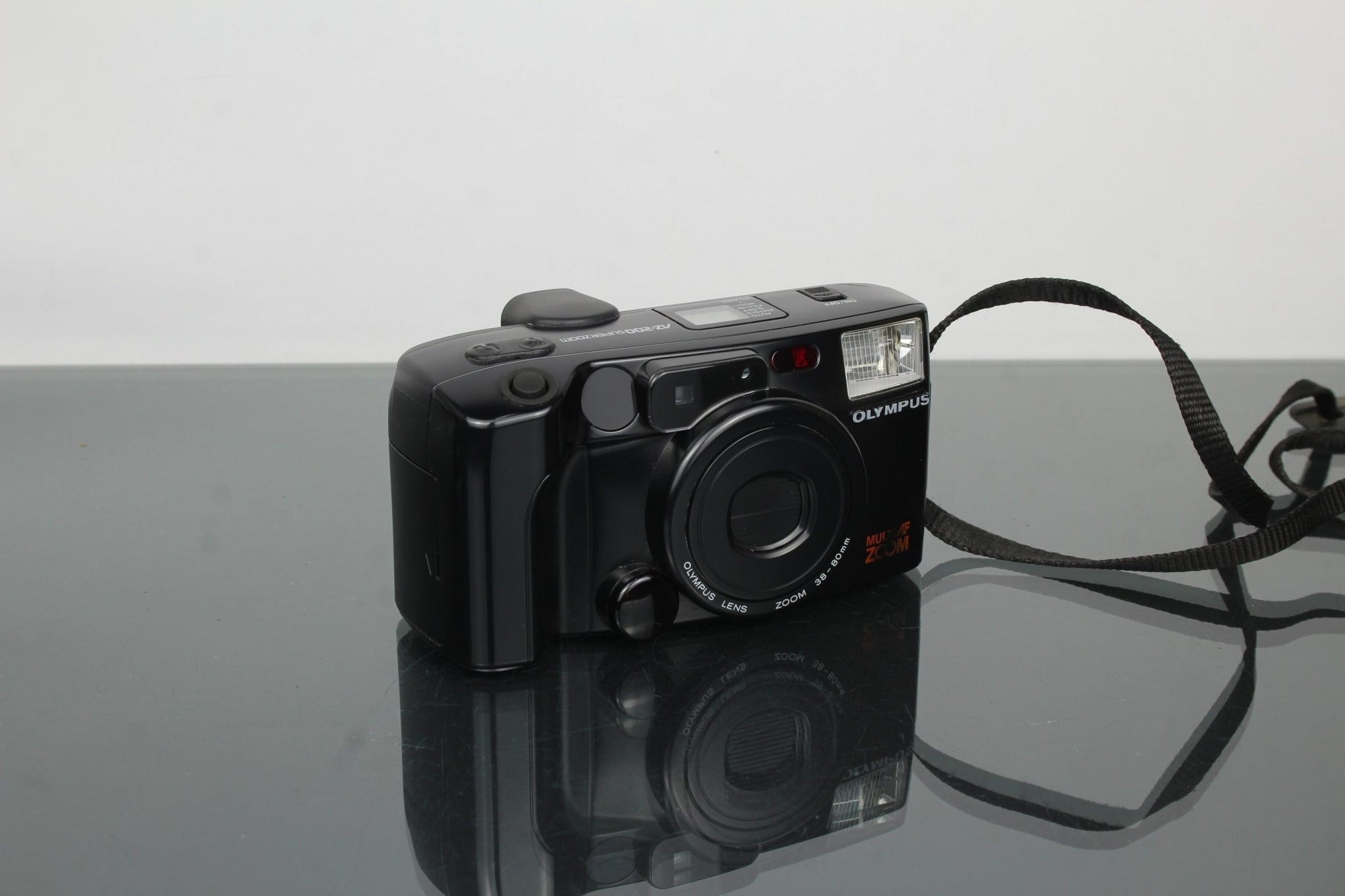 Olympus AZ - 200 - Dutch|Thrift