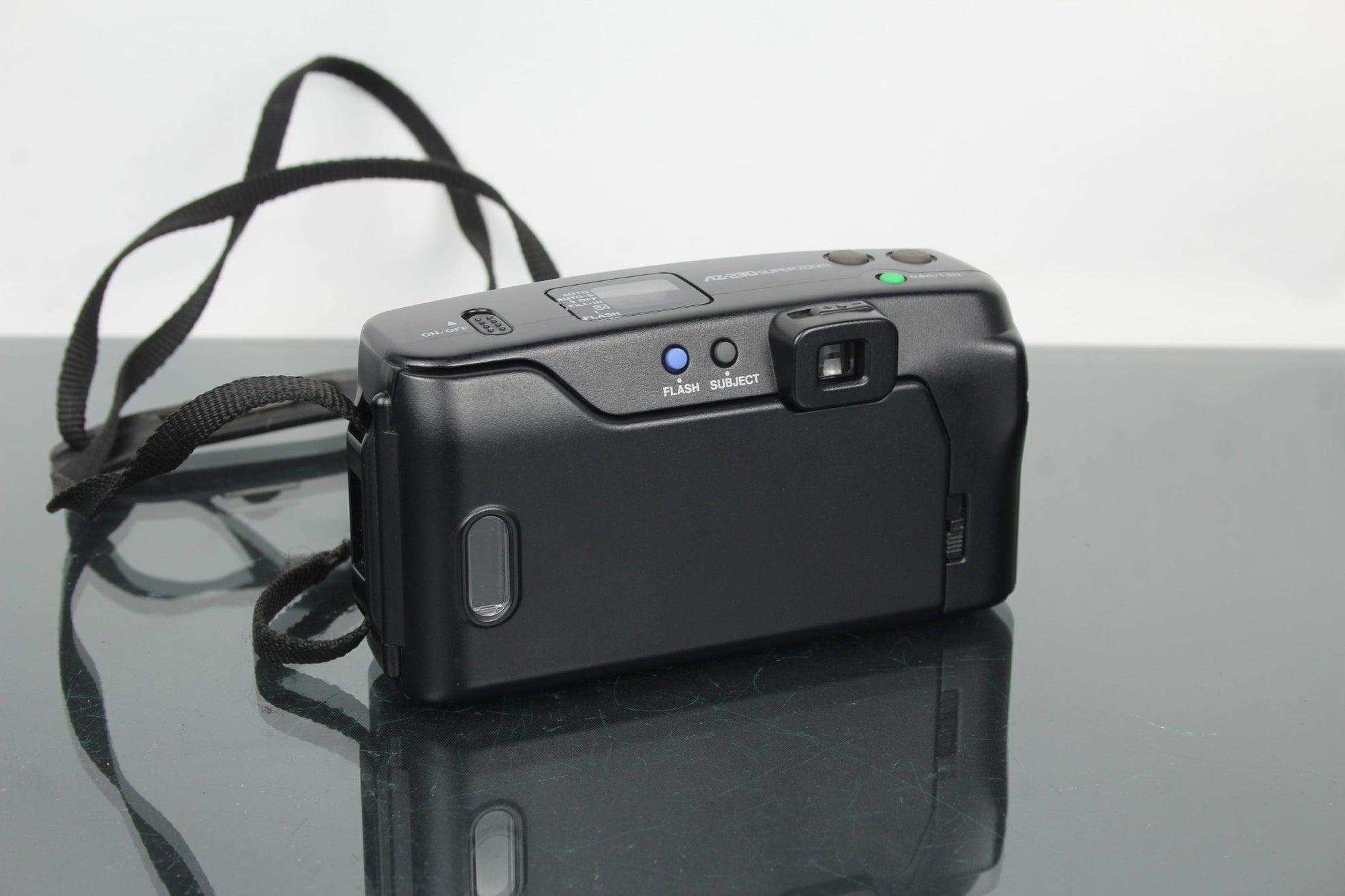 Olympus AZ - 230 Super Zoom - Dutch|Thrift