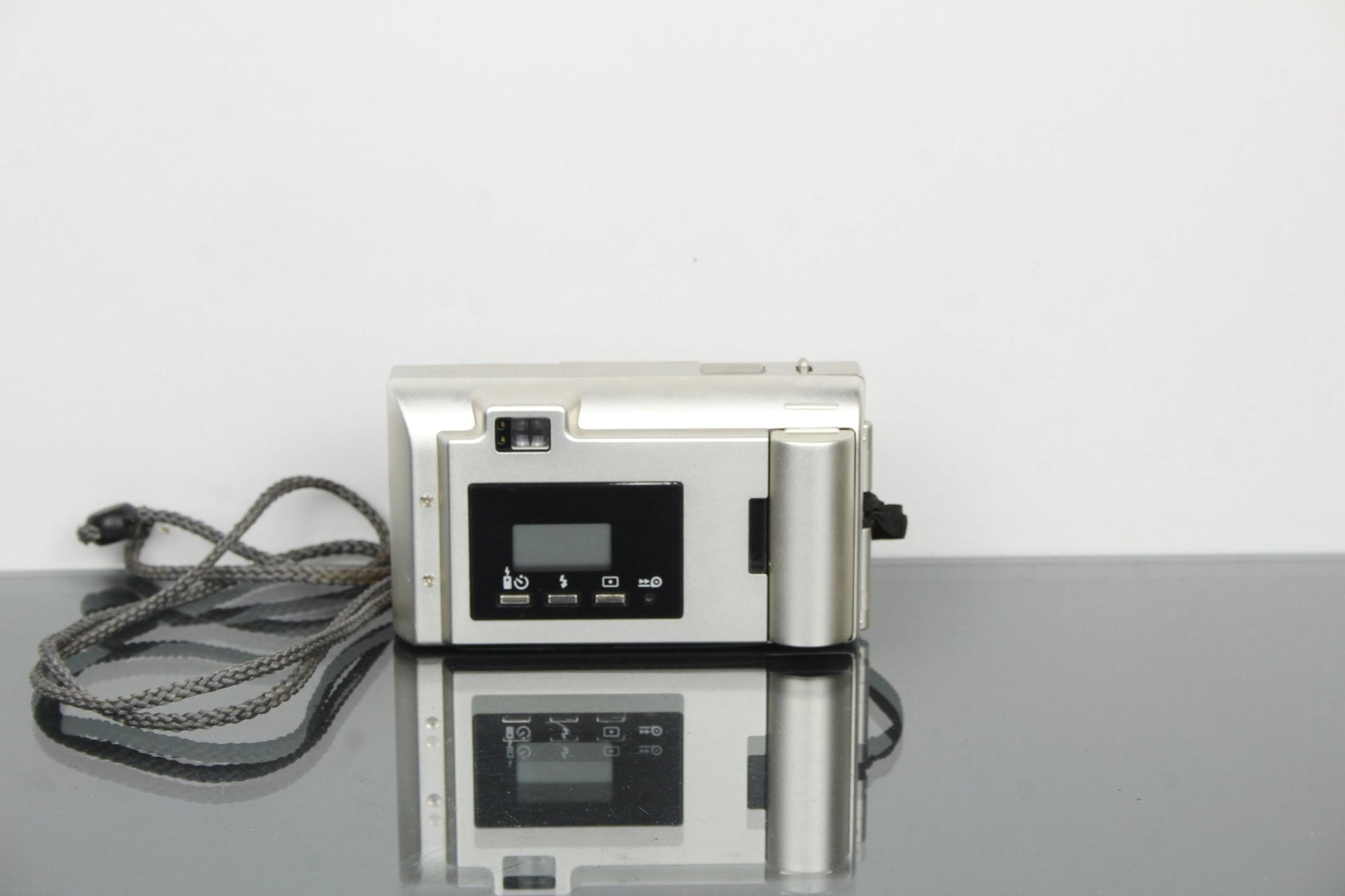 Olympus Mju - V All weather - Dutch|Thrift