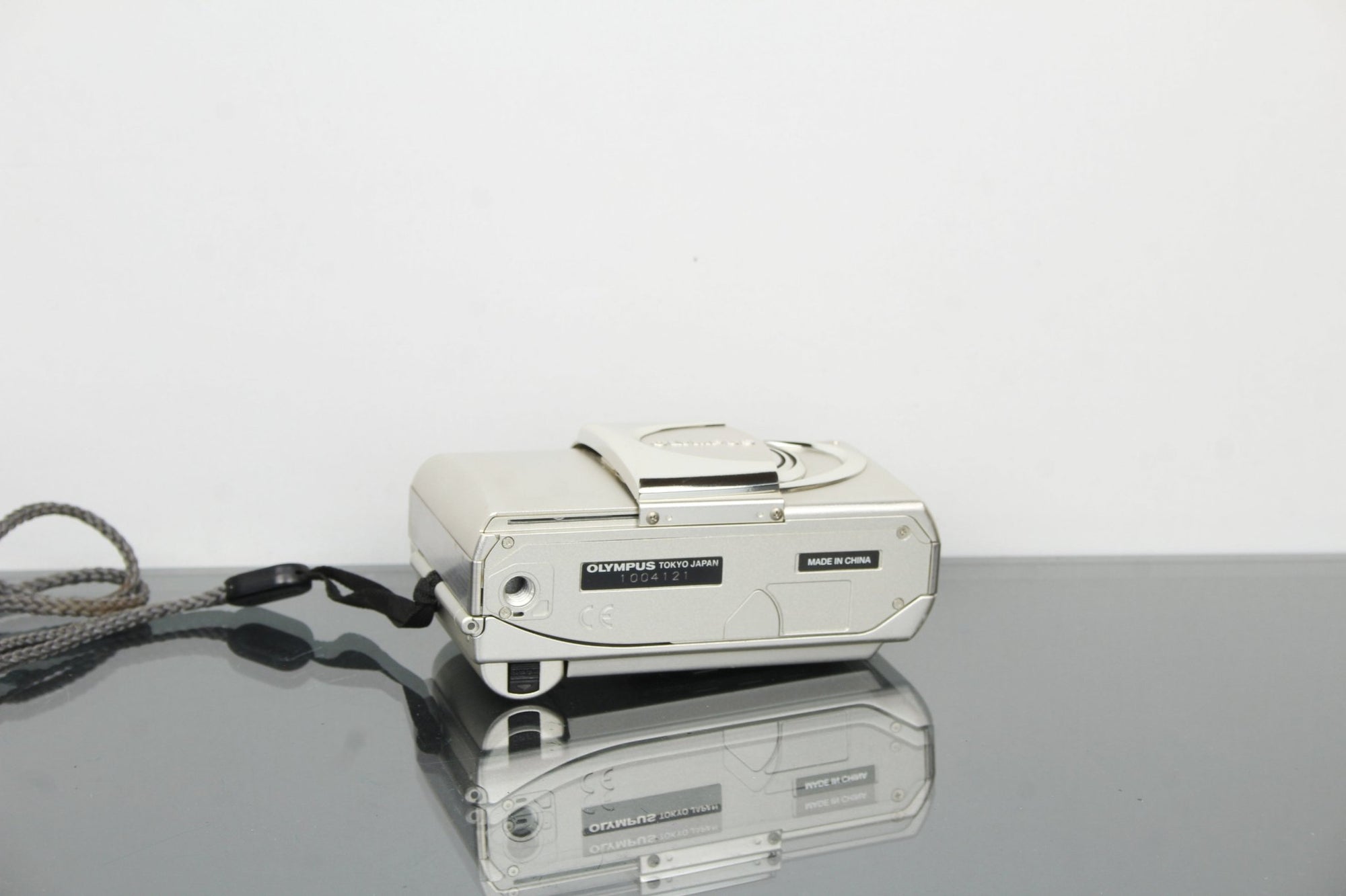 Olympus Mju - V All weather - Dutch|Thrift