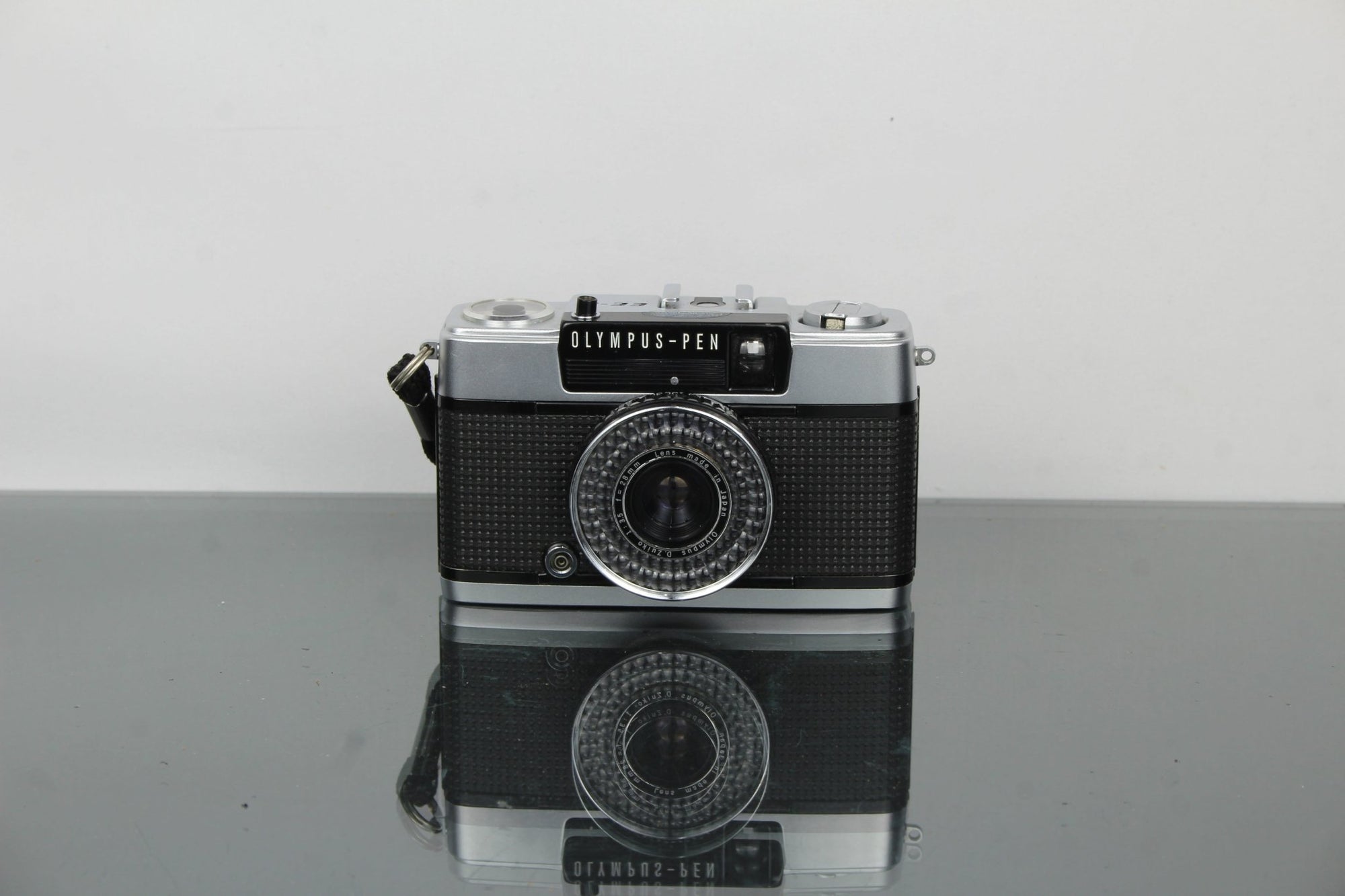 Olympus - Pen EE - 3 - Dutch|Thrift