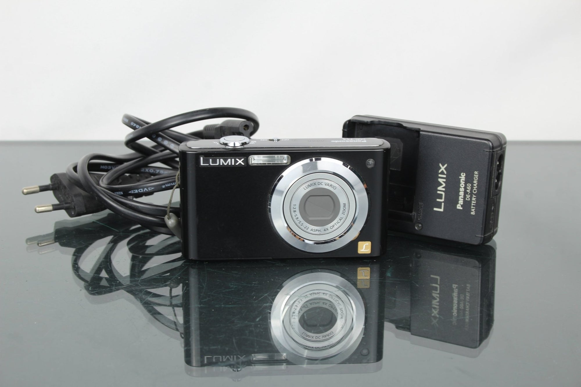 Panasonic Lumix DMC - FS4 - Dutch|Thrift