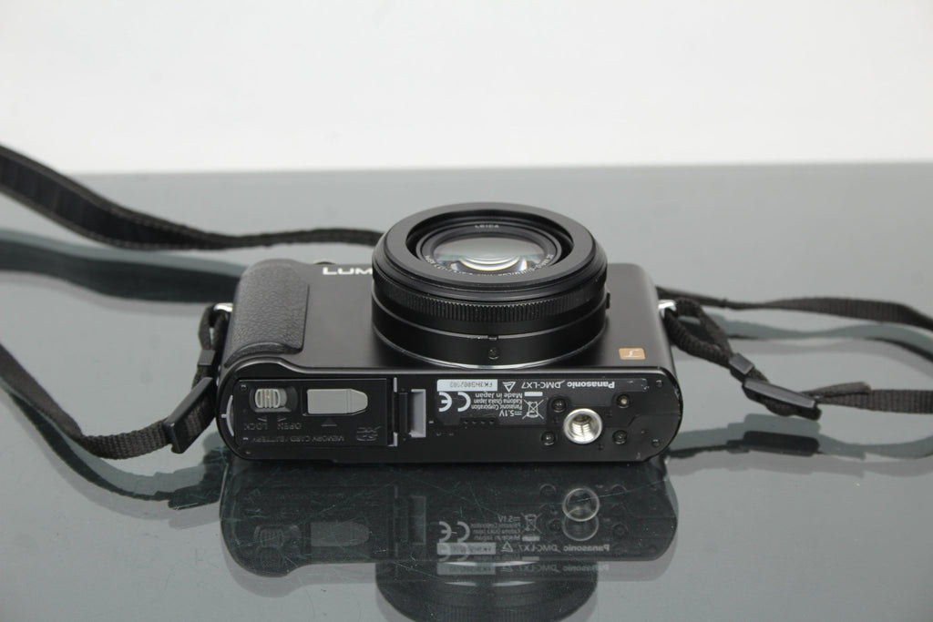 Panasonic Lumix DMC - LX7 - Dutch|Thrift