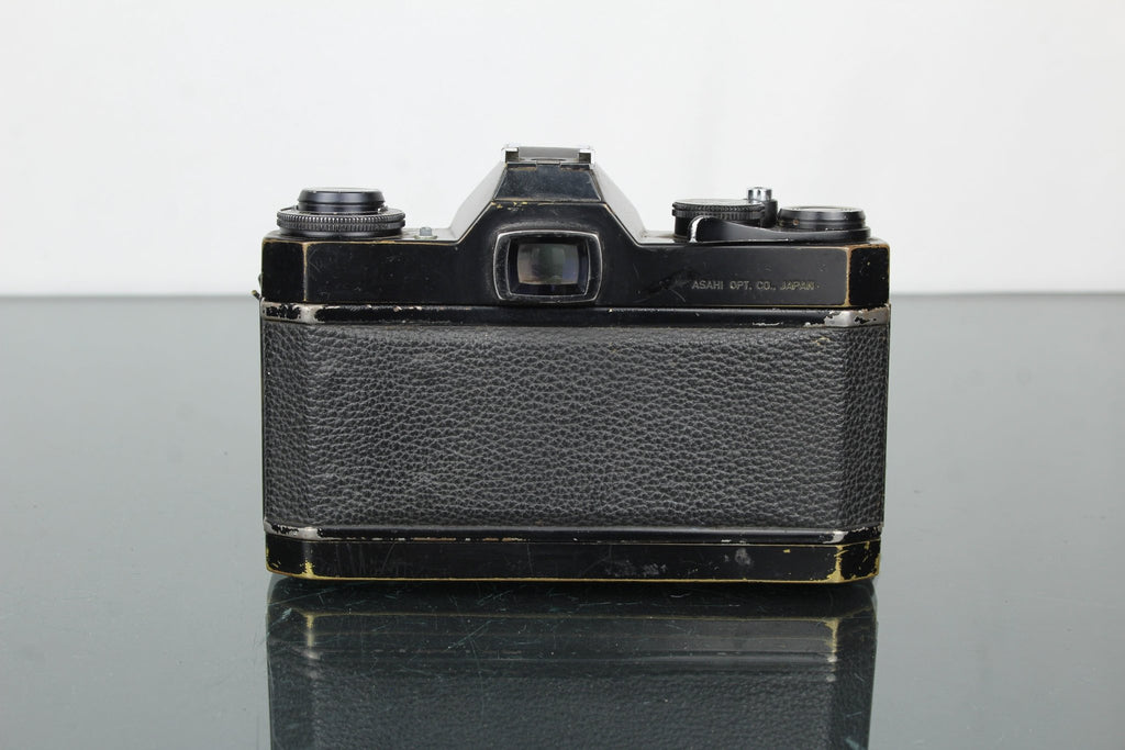 Pentax ES + Panagor PMC Wideangle 28mm 1:2.8 Lens - Dutch|Thrift