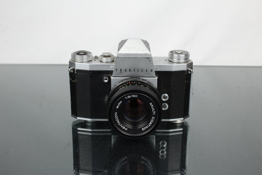 Praktica IV + Pentacon 1.8/50 - Dutch|Thrift