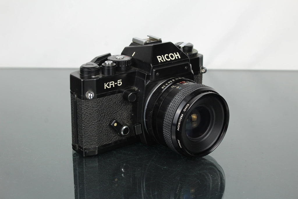 Ricoh KR - 5 + Kiron 28mm f/2.8 lens - Dutch|Thrift