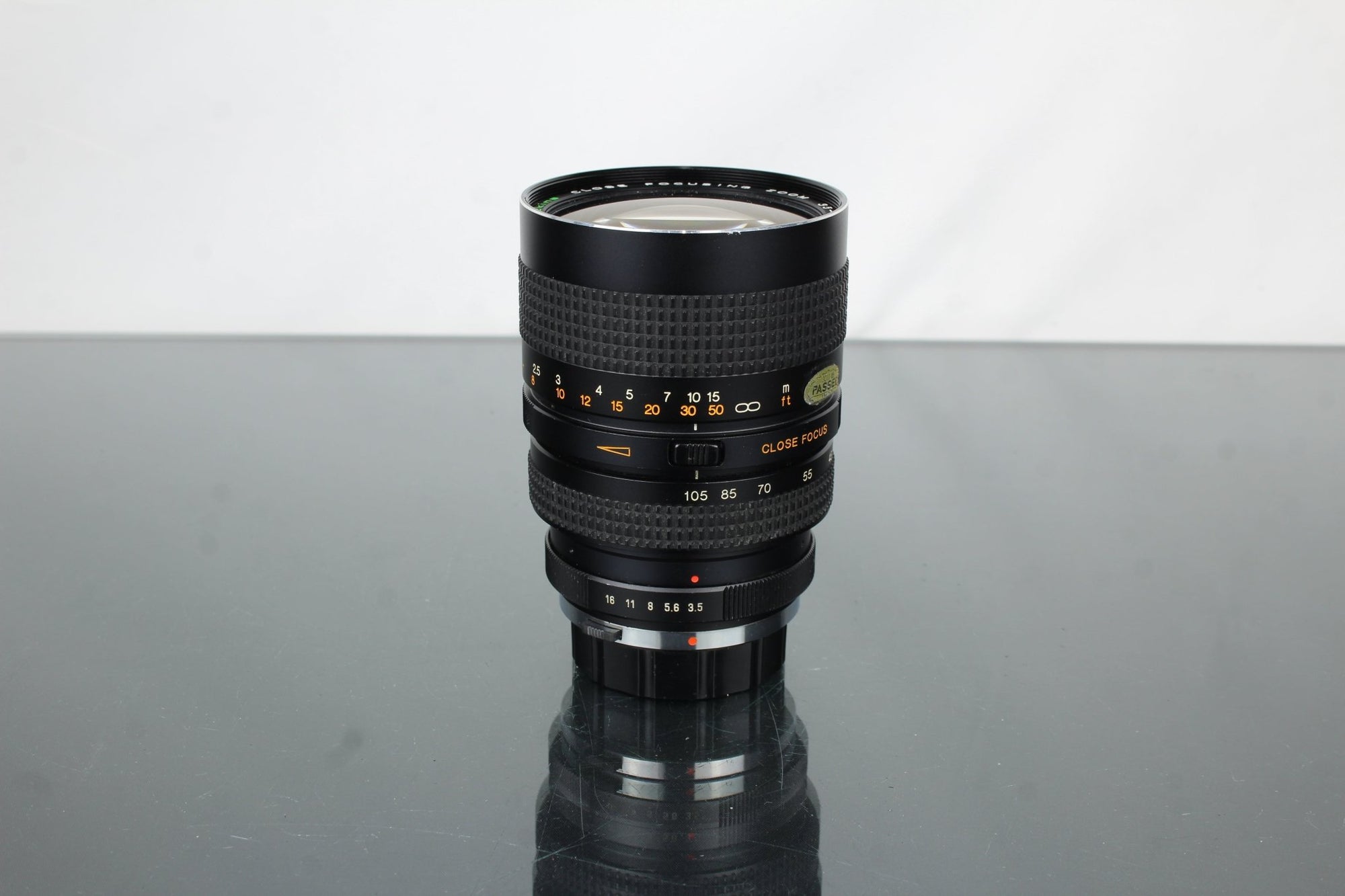 RMC Tokina 35 - 105mm 1:3.5 OM Mount - Dutch|Thrift