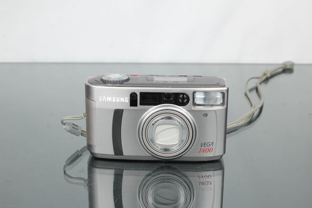 Samsung Vega 1400 - Dutch|Thrift