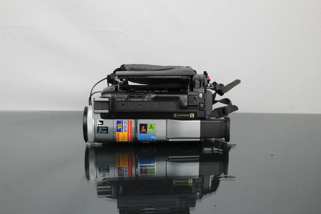 Sony Digital Handycam DCR - TR7000E Hi8 - Dutch|Thrift