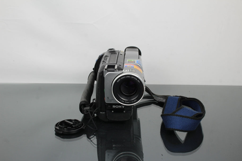Sony Digital Handycam DCR - TR7000E Hi8 - Dutch|Thrift